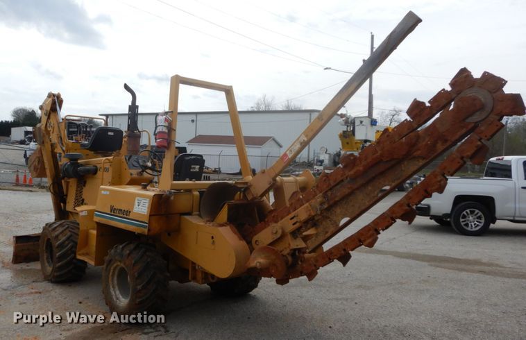 image for item GB9860 2001 Vermeer V5800 trencher