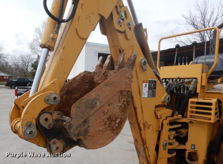 image for item GB9860 2001 Vermeer V5800 trencher