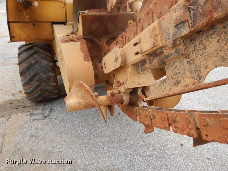 image for item GB9860 2001 Vermeer V5800 trencher