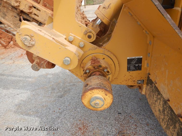 image for item GB9860 2001 Vermeer V5800 trencher