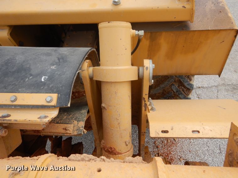 image for item GB9860 2001 Vermeer V5800 trencher