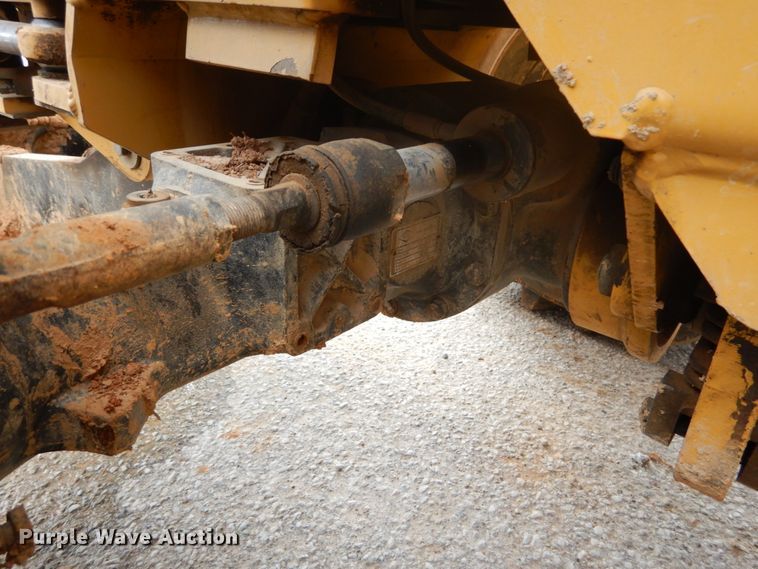 image for item GB9860 2001 Vermeer V5800 trencher