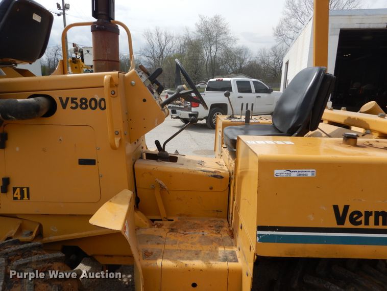 image for item GB9860 2001 Vermeer V5800 trencher