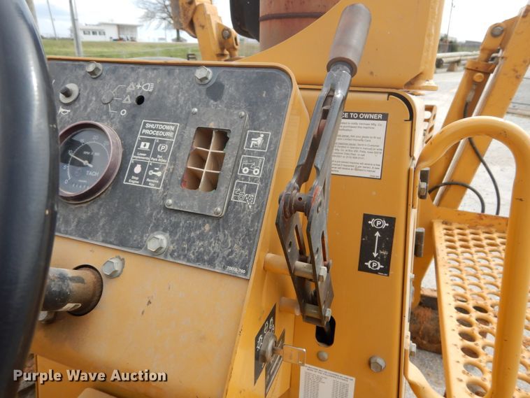 image for item GB9860 2001 Vermeer V5800 trencher