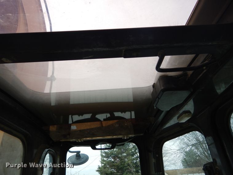 image for item GB9879 2007 Case CX75 SR mini excavator