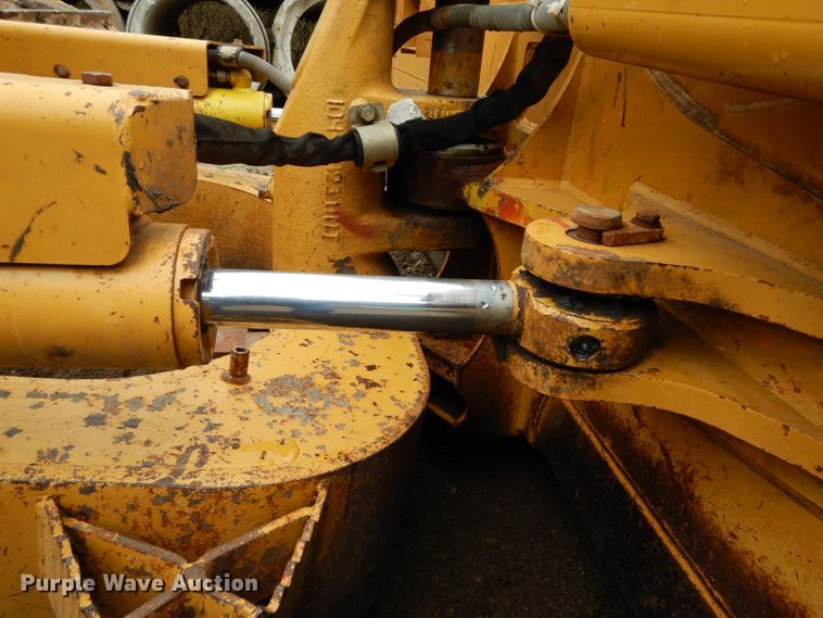 image for item GB9882 2008 Caterpillar D6N LGP  crawler dozer