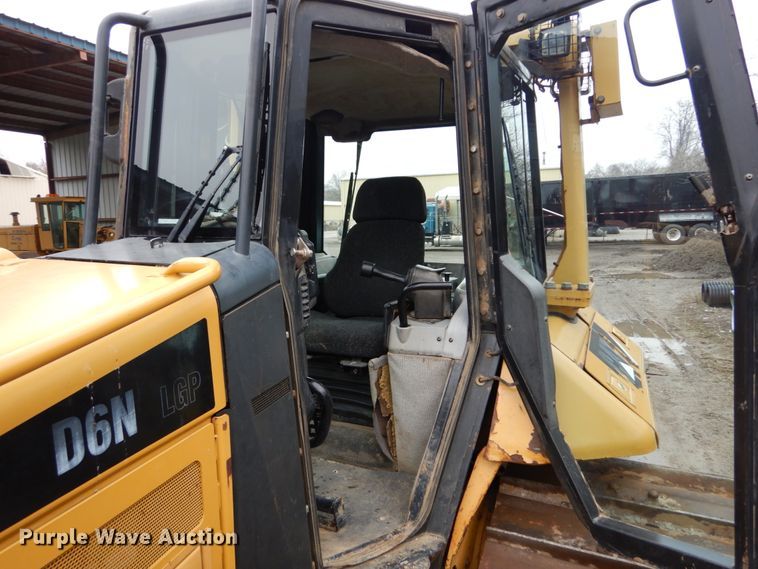 image for item GB9882 2008 Caterpillar D6N LGP  crawler dozer