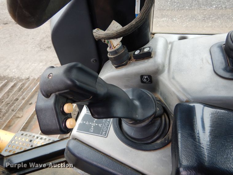 image for item GB9882 2008 Caterpillar D6N LGP  crawler dozer