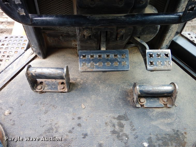 image for item GB9882 2008 Caterpillar D6N LGP  crawler dozer