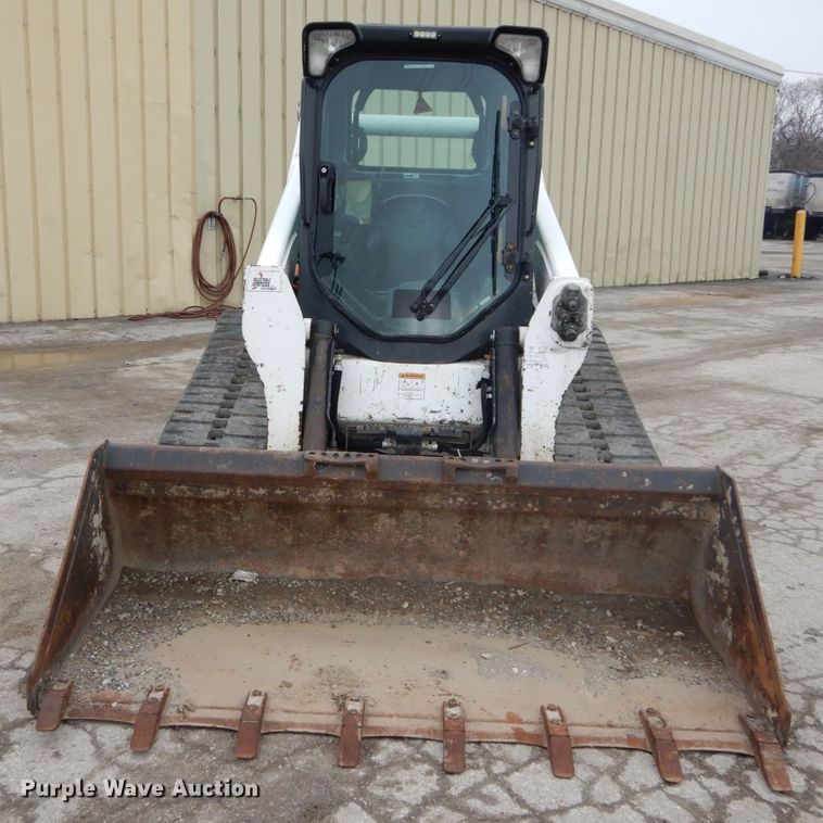 image for item GB9883 2015 Bobcat T650  tracked skid steer loader