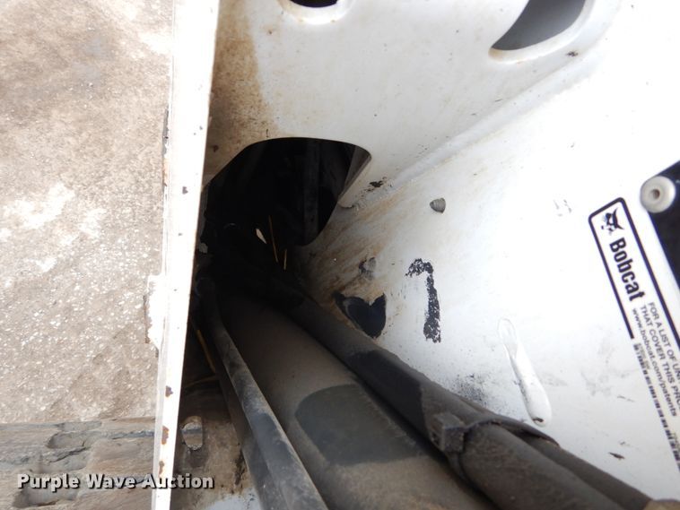 image for item GB9883 2015 Bobcat T650  tracked skid steer loader