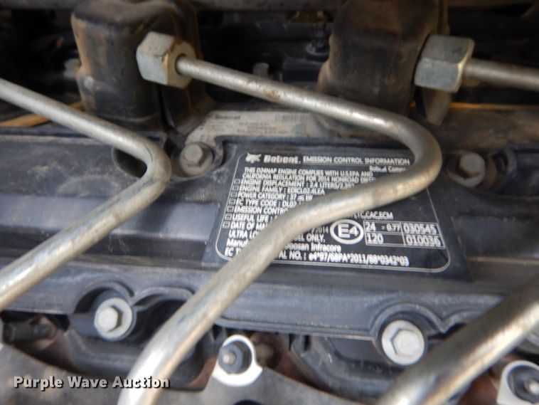 image for item GB9883 2015 Bobcat T650  tracked skid steer loader