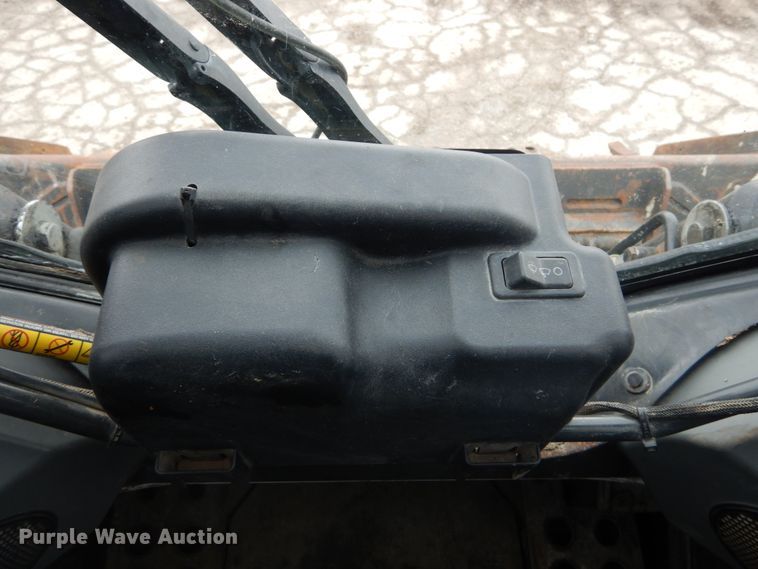 image for item GB9883 2015 Bobcat T650  tracked skid steer loader