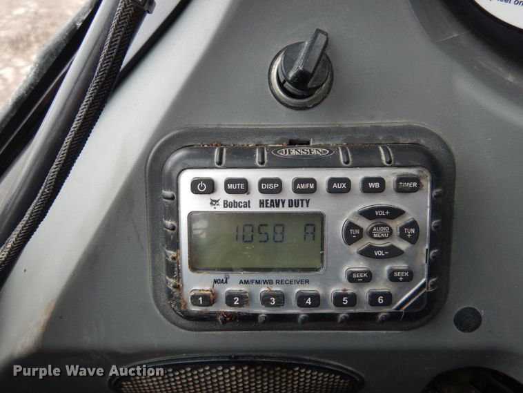 image for item GB9883 2015 Bobcat T650  tracked skid steer loader