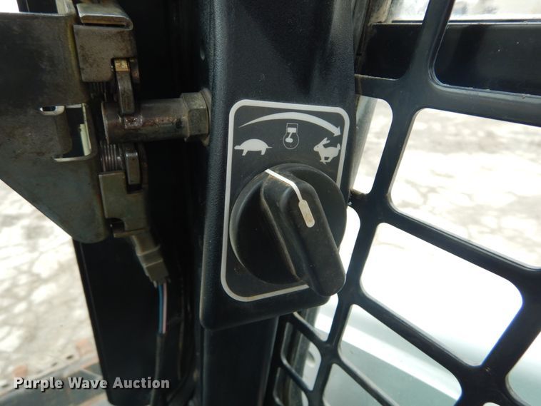 image for item GB9883 2015 Bobcat T650  tracked skid steer loader