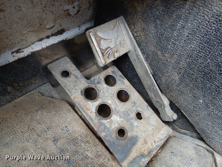 image for item GB9883 2015 Bobcat T650  tracked skid steer loader