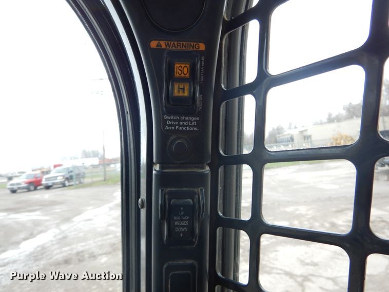 image for item GB9883 2015 Bobcat T650  tracked skid steer loader