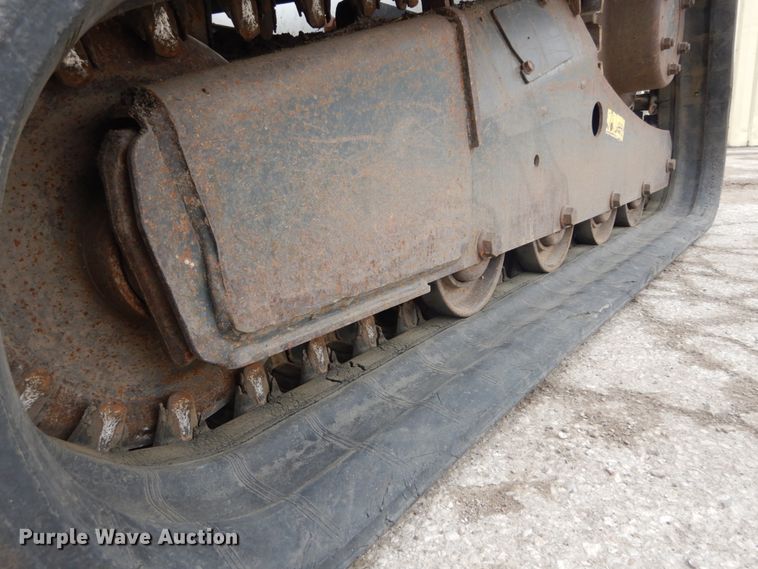 image for item GB9883 2015 Bobcat T650  tracked skid steer loader