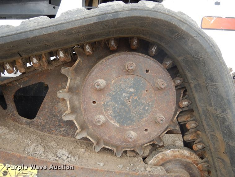 image for item GB9883 2015 Bobcat T650  tracked skid steer loader