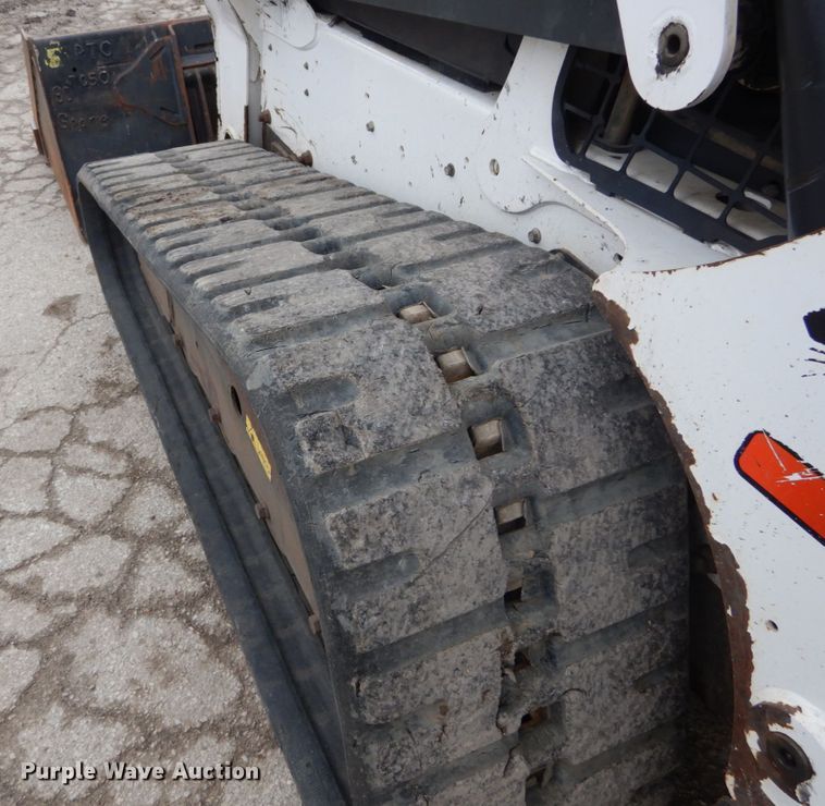 image for item GB9883 2015 Bobcat T650  tracked skid steer loader