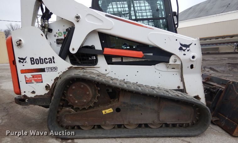 image for item GB9883 2015 Bobcat T650  tracked skid steer loader