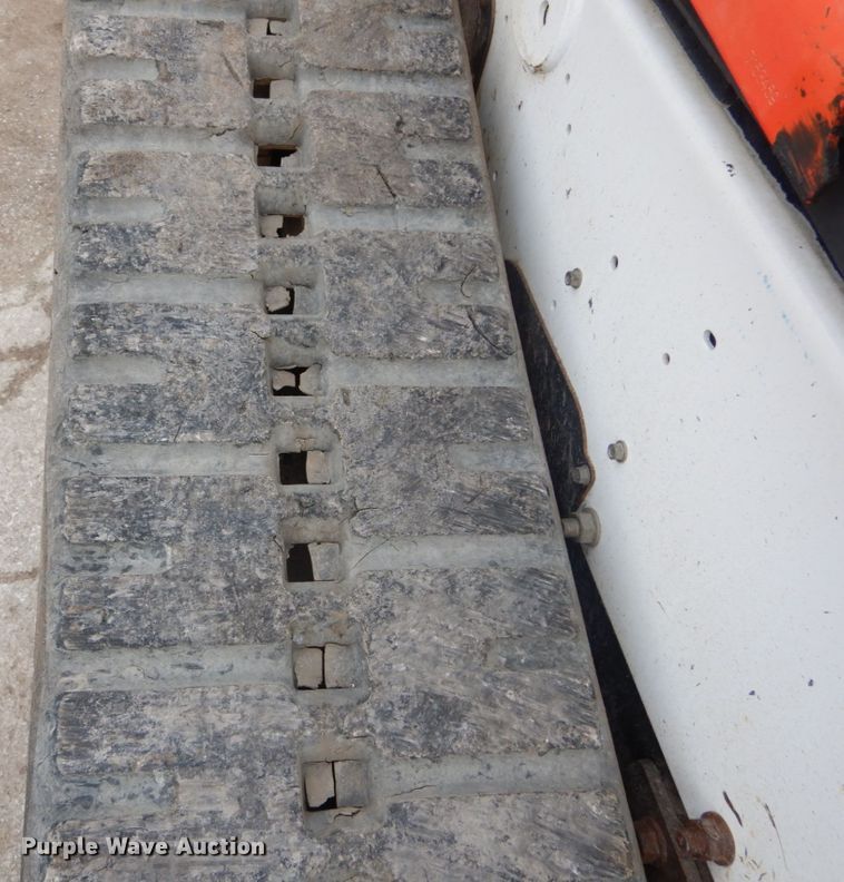 image for item GB9883 2015 Bobcat T650  tracked skid steer loader