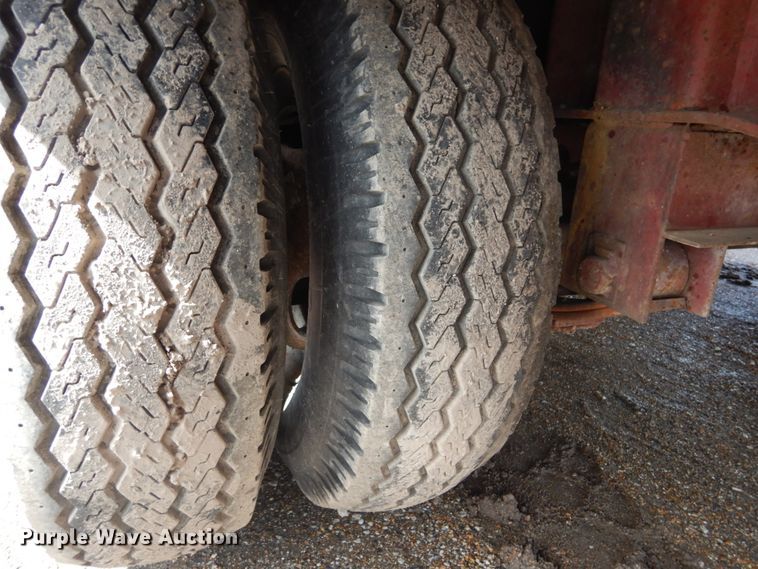 image for item GB9884 Trail-Eze tilt deck equipment trailer