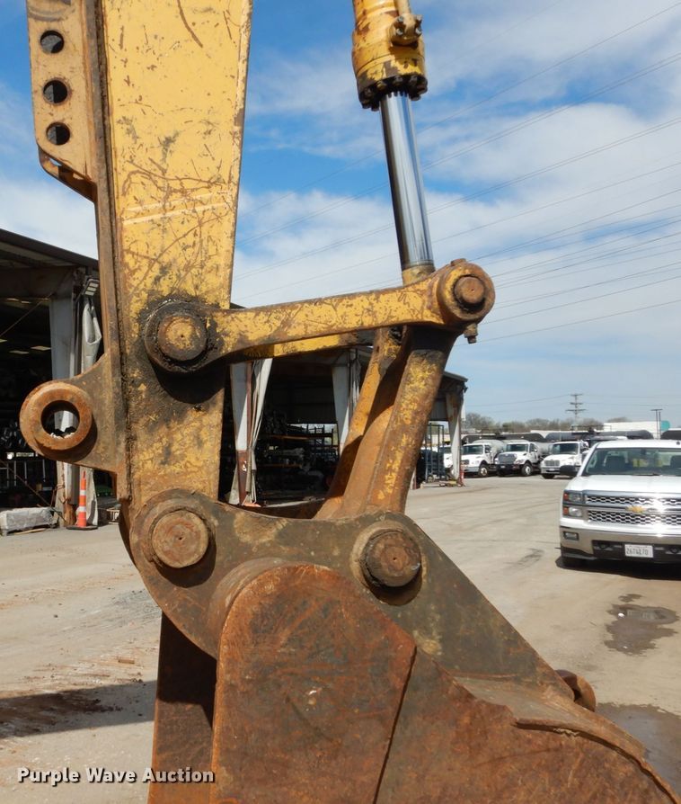 image for item GB9888 1993 Komatsu PC200LC-5L excavator