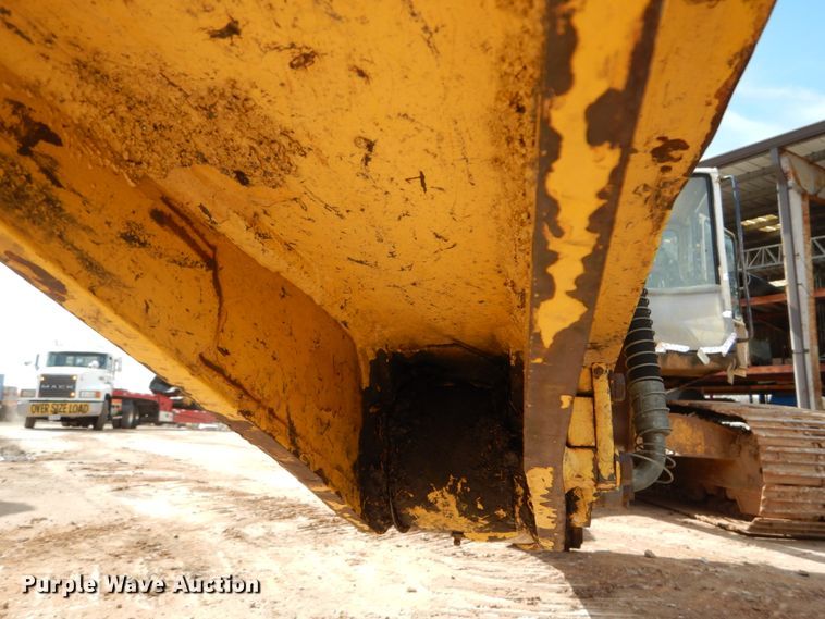 image for item GB9888 1993 Komatsu PC200LC-5L excavator