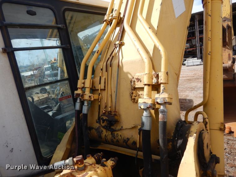image for item GB9888 1993 Komatsu PC200LC-5L excavator
