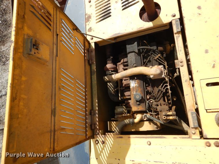 image for item GB9888 1993 Komatsu PC200LC-5L excavator