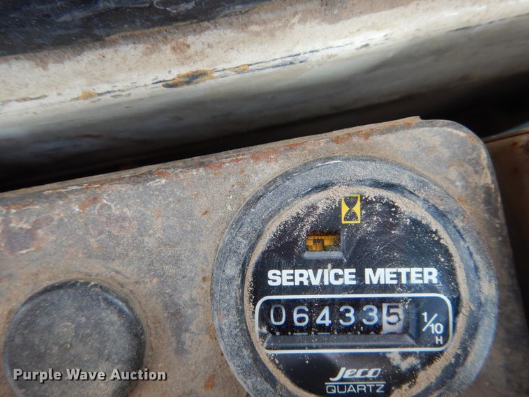 image for item GB9888 1993 Komatsu PC200LC-5L excavator