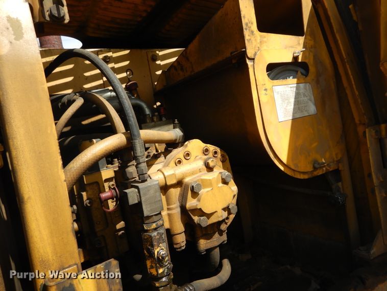 image for item GB9888 1993 Komatsu PC200LC-5L excavator