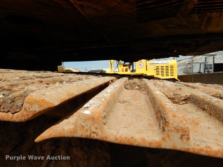 image for item GB9888 1993 Komatsu PC200LC-5L excavator