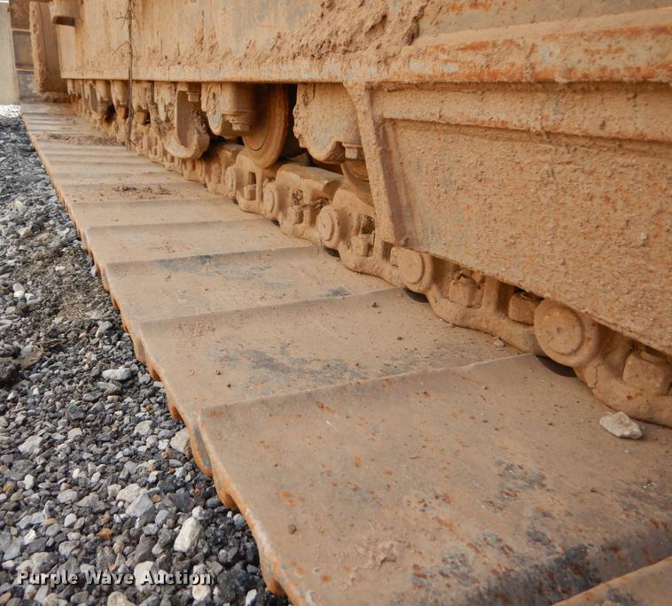 image for item GB9888 1993 Komatsu PC200LC-5L excavator