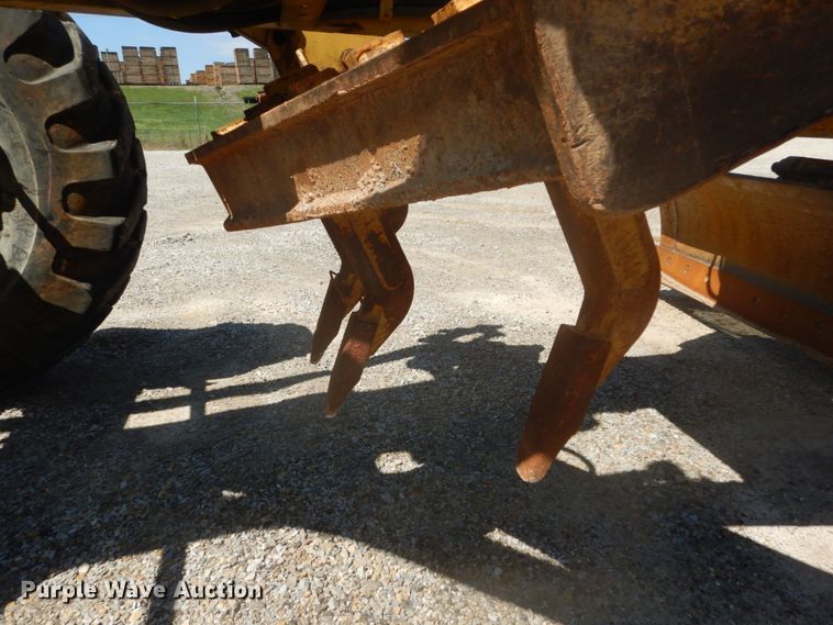 image for item GB9926 1984 Caterpillar 130G motor grader