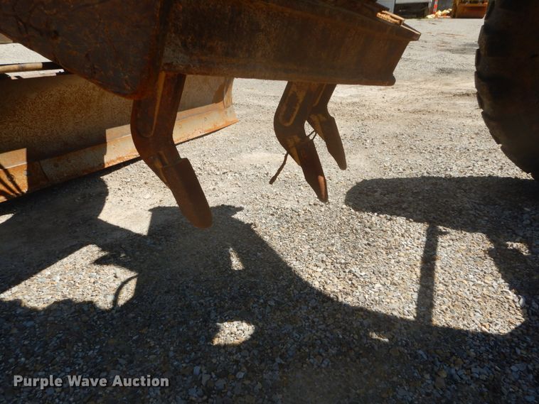 image for item GB9926 1984 Caterpillar 130G motor grader