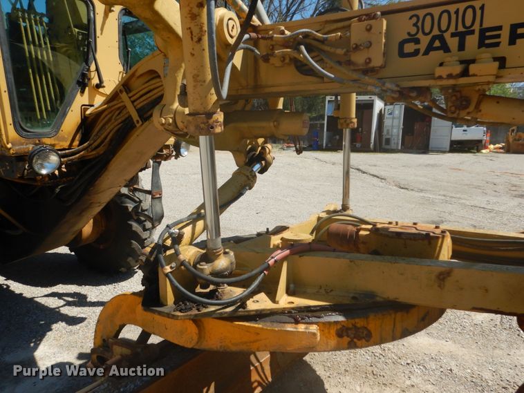 image for item GB9926 1984 Caterpillar 130G motor grader