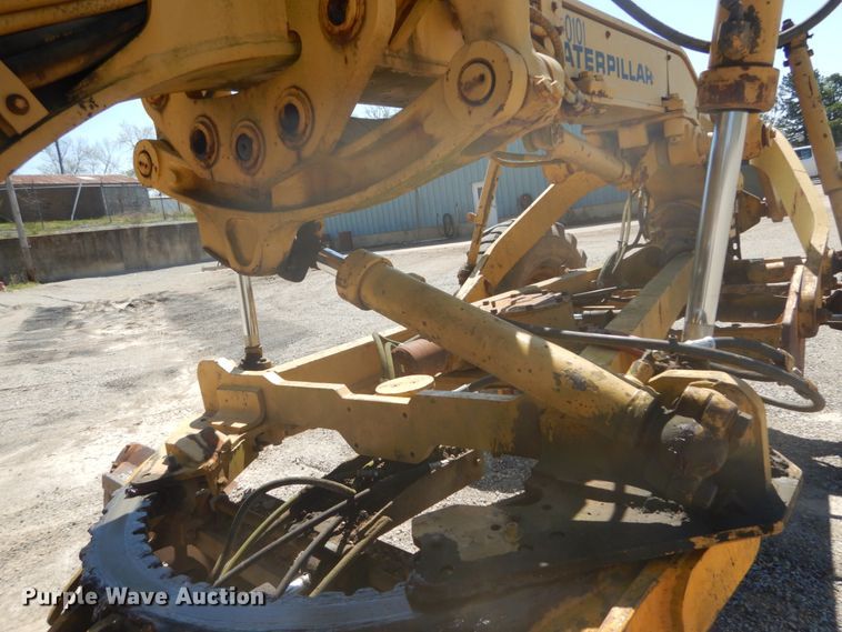 image for item GB9926 1984 Caterpillar 130G motor grader