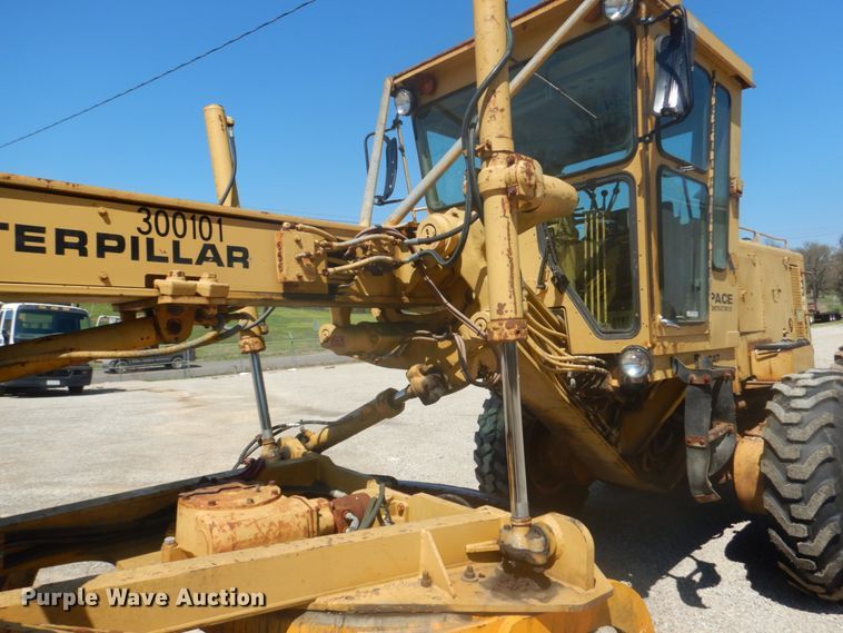 image for item GB9926 1984 Caterpillar 130G motor grader