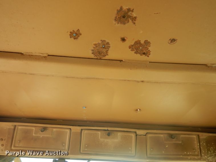 image for item GB9926 1984 Caterpillar 130G motor grader