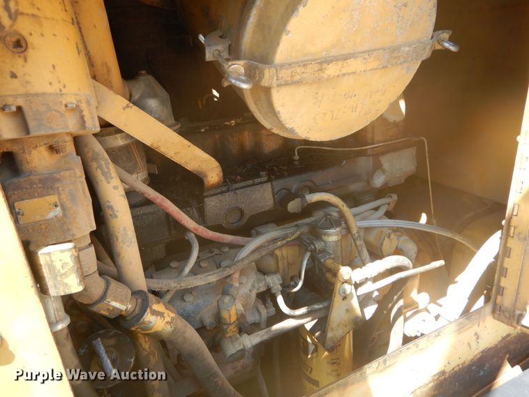 image for item GB9926 1984 Caterpillar 130G motor grader