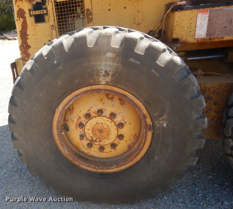 image for item GB9926 1984 Caterpillar 130G motor grader