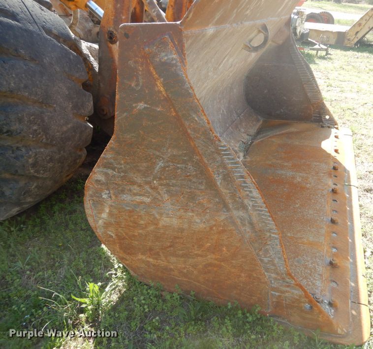 image for item GB9927 1977 Caterpillar 980B  wheel loader