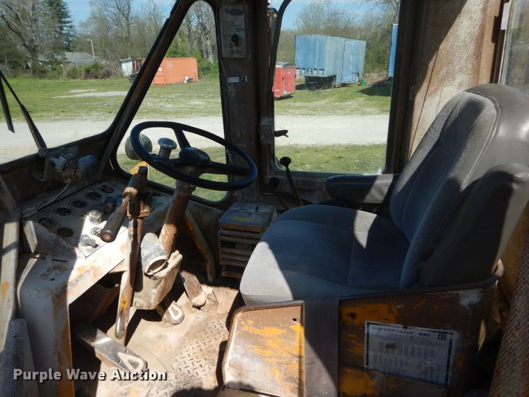 image for item GB9927 1977 Caterpillar 980B  wheel loader
