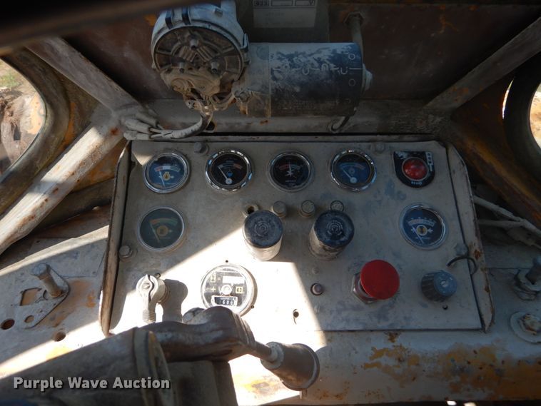 image for item GB9927 1977 Caterpillar 980B  wheel loader