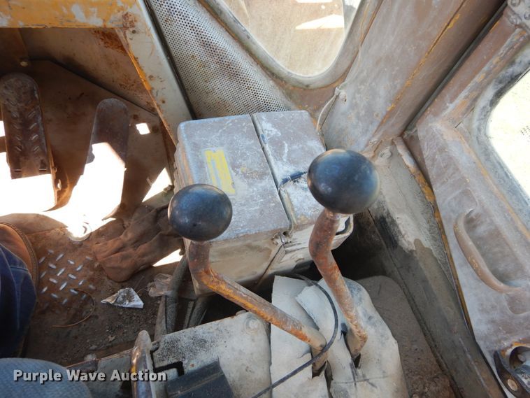 image for item GB9927 1977 Caterpillar 980B  wheel loader