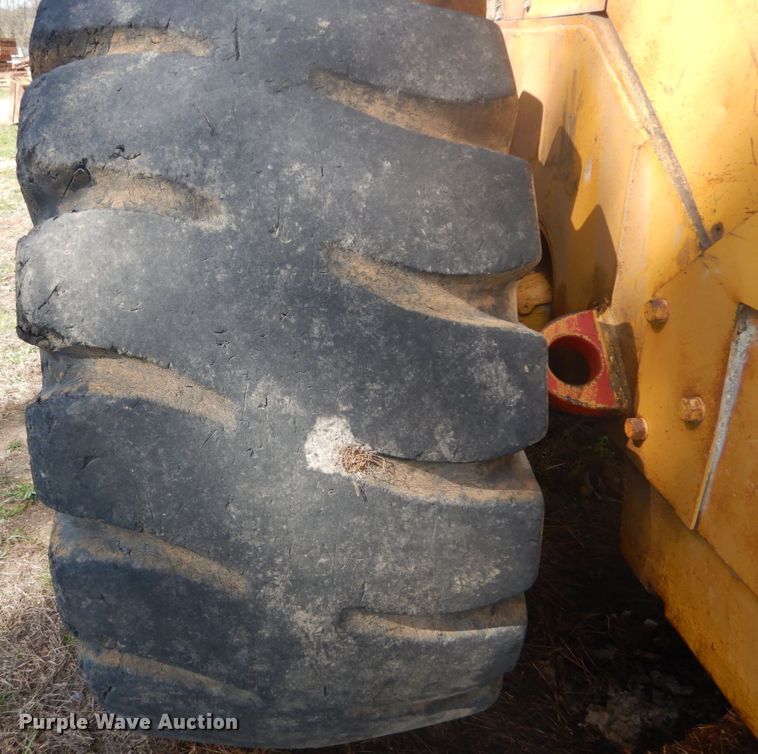image for item GB9927 1977 Caterpillar 980B  wheel loader