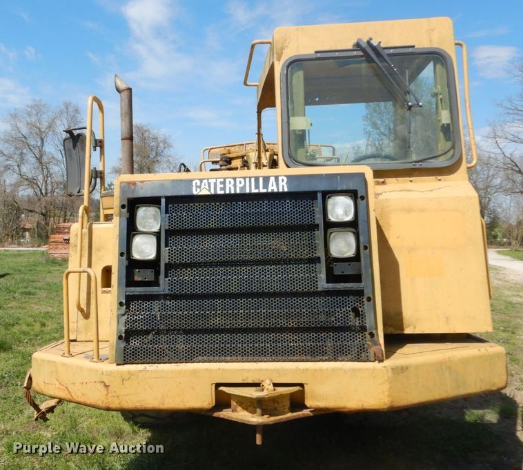 image for item GB9932 1997 Caterpillar 613C elevating scraper