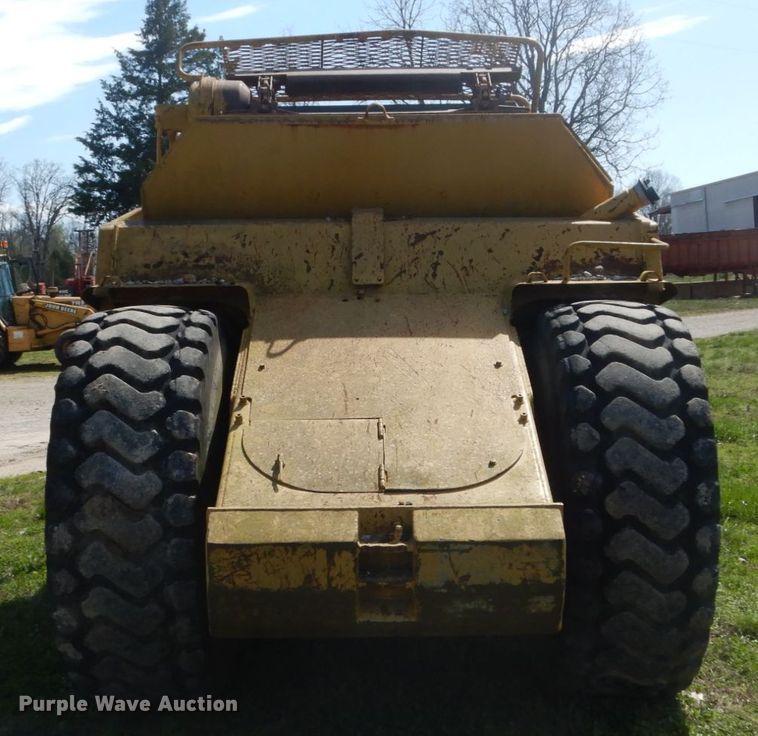 image for item GB9932 1997 Caterpillar 613C elevating scraper